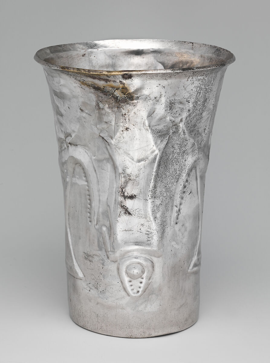 Beaker, Chimú artist(s), Silver, Chimú