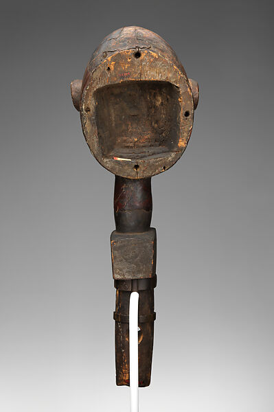 Ogbom dance crest, Southern Igbo or Ibibio artist, Wood, animal hide, metal (iron alloy, lead alloy, unknown alloy), pigment, Ibibio peoples