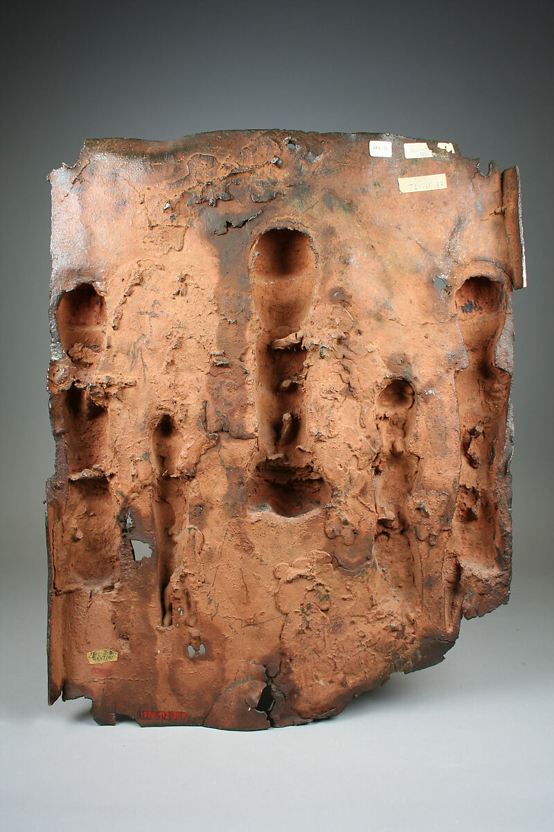 Plaque with equestrian ọ́bà (king) and attendants, Ìgùn Ẹ́rọ̀nwwọ̀n (brass-casting guild) artists, Brass, Edo peoples