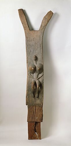 Dogon togu na support post with female figure