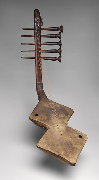 medieval lizard instrument