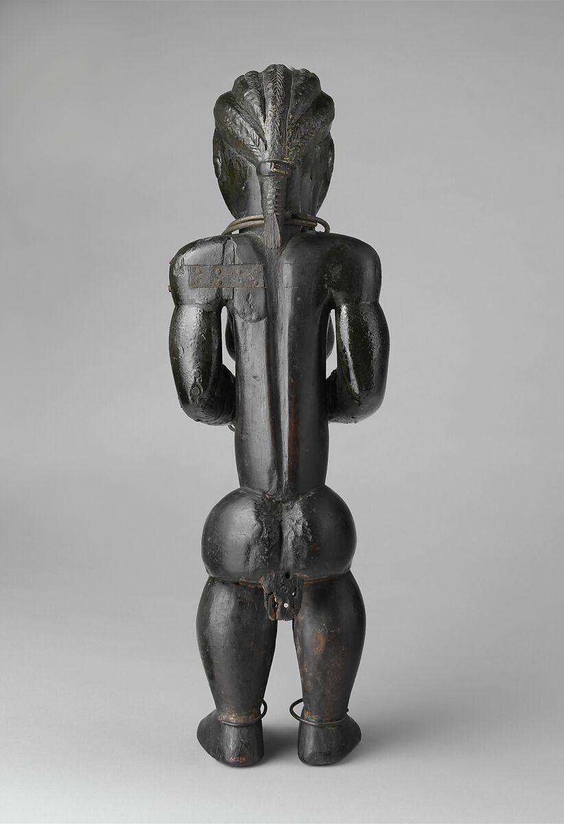 Eyema byeri (reliquary guardian figure), Okak-Fang artist, Wood, copper alloy, palm oil, Okak-Fang peoples