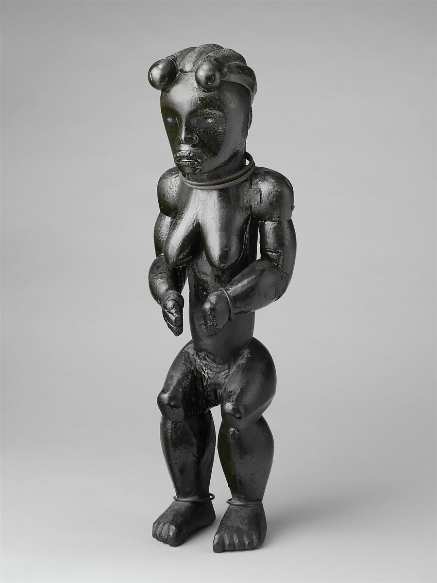 Eyema byeri (reliquary guardian figure), Okak-Fang artist, Wood, copper alloy, palm oil, Okak-Fang peoples