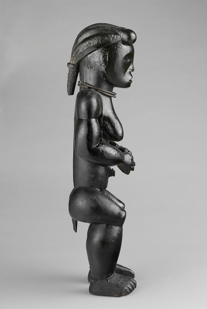 Eyema byeri (reliquary guardian figure), Okak-Fang artist, Wood, copper alloy, palm oil, Okak-Fang peoples
