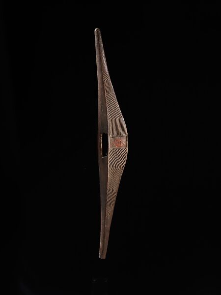Parrying Shield, Wood, Lower Murray River region 
