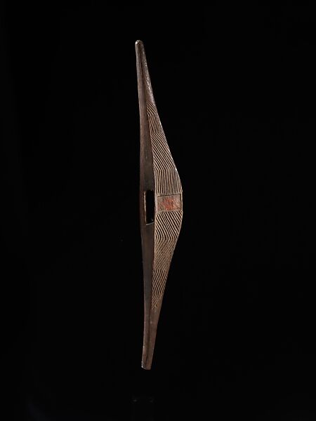 Parrying Shield, Aboriginal artist, Wood, Lower Murray River region 