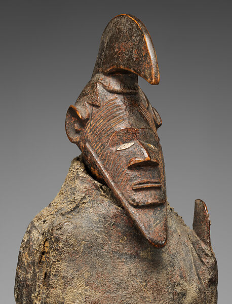 Nkiba or butti ancestor figure, Fumu-Teke or Bembe-Kongo artist, Wood (ngasu or mulong), cloth, organic matter, Teke peoples, Fumu group or Kongo peoples, Bembe group