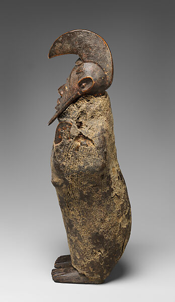 Nkiba or butti ancestor figure, Fumu-Teke or Bembe-Kongo artist, Wood (ngasu or mulong), cloth, organic matter, Teke peoples, Fumu group or Kongo peoples, Bembe group