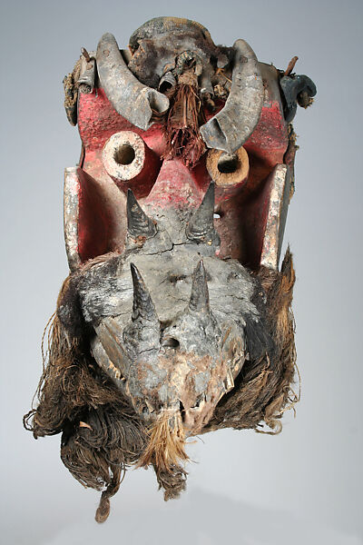 Gela or glaè (mask), Wè artist, Wood, animal and human hair, leather, feathers, animal teeth, horn, cotton, paint, iron, fur, plant fibers, applied organic materials, Wè peoples