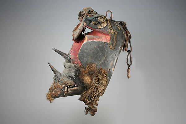 Gela or glaè (mask), Wè artist, Wood, animal and human hair, leather, feathers, animal teeth, horn, cotton, paint, iron, fur, plant fibers, applied organic materials, Wè peoples