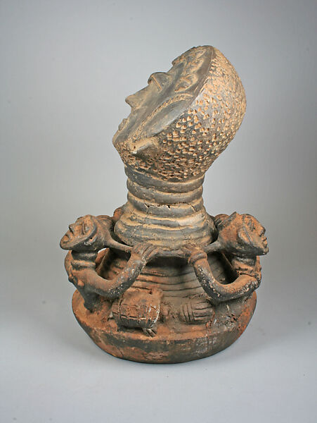 Clan Pot (abusua kuruwa), Terracotta, wax, mud, nests, Akan peoples