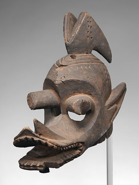 Nsua-ndua helmet mask, Mambila artist, Wood, Mambila peoples