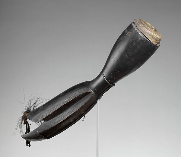 Drum (Warup), Wood, reptile skin, nuts, feathers, fiber, pigment, Torres Strait Island people 