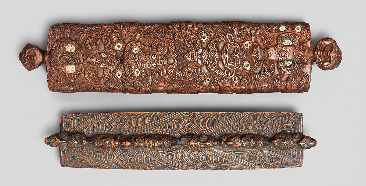 Papahou (treasure box), Māori artist, Wood, shell (pāua), Maori people
