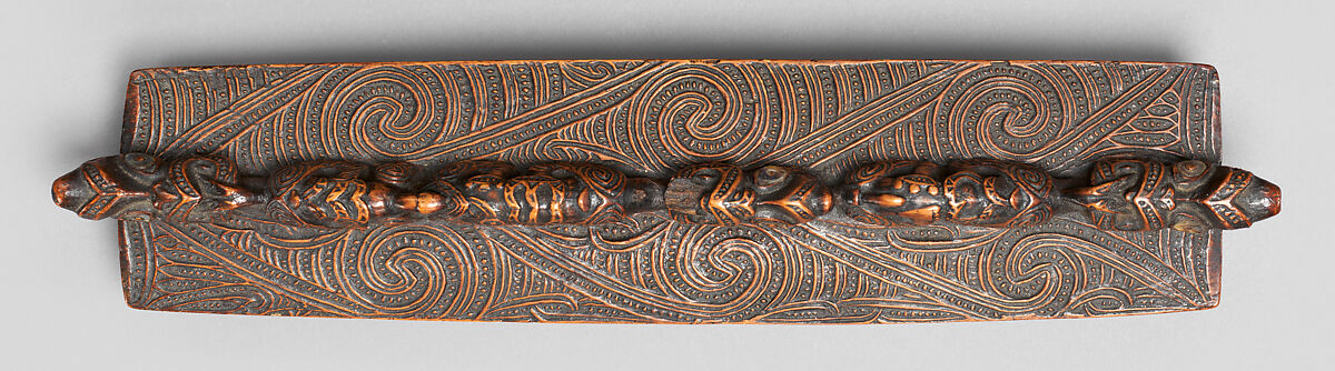 Papahou (treasure box), Māori artist, Wood, shell (pāua), Maori people