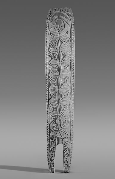 Spirit board (Gope), Wood, paint, Turamarubi people