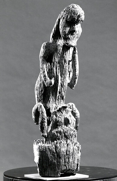 Finial from a Slit gong, Wood, Korewori River 