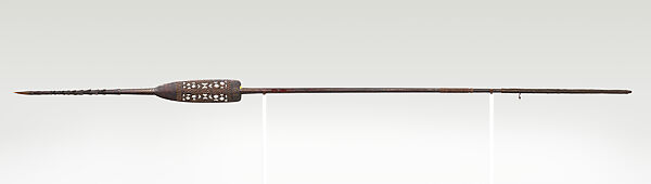 Spear, Komensi's grandfather, Wood, cassowary claw, fiber, Asmat people