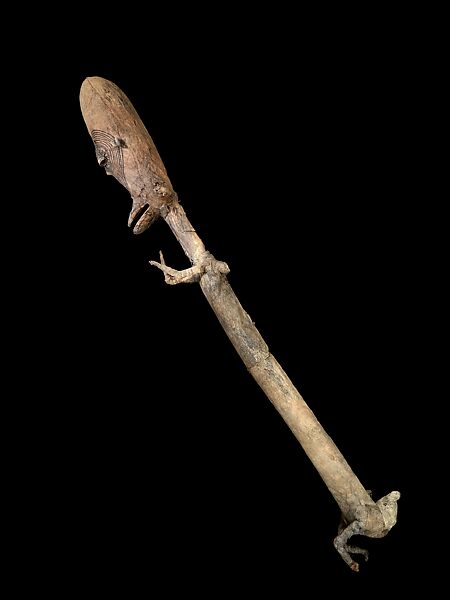 Headdress Effigy (Hareiga), Barkcloth, paint, bamboo, leaves, Chachet Baining people