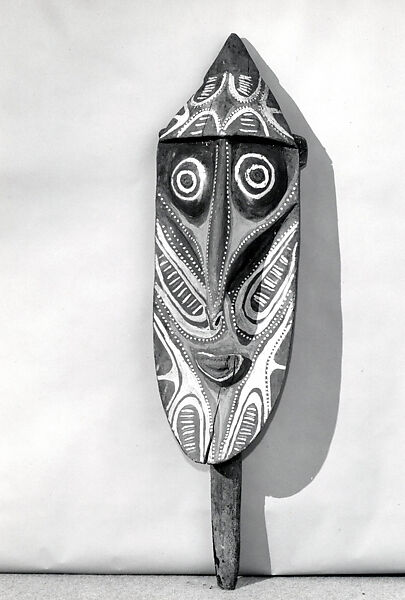 Head for Yam Ceremony (Yena), Wood, paint, Kwoma people 