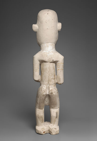 Funerary Figure (Kulap), Chalk, paint, Southern New Ireland