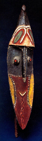 Head for Yam ceremony (Yena), Wood, paint, Yessan-Mayo people