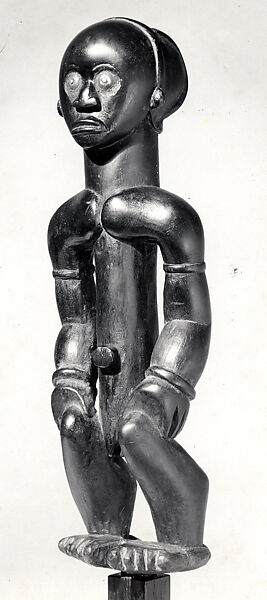 Eyema byeri (reliquary guardian figure), Fang artist, Wood, brass, tacks, Fang peoples