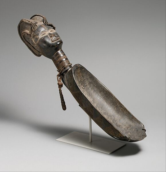 Ceremonial Ladle (Wakemia or Wunkirmian), Zlan of Belewale (ca. 1885, Gengwebe, Côte d’Ivoire – ca. 1955, Liberia), Wood, fiber, metal, pigment 