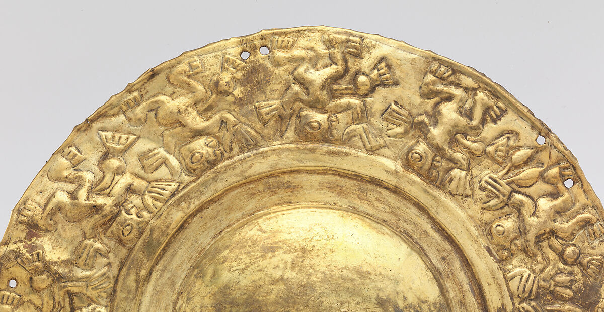 Ornamental disk, Chimú artist(s), Gold, Chimú