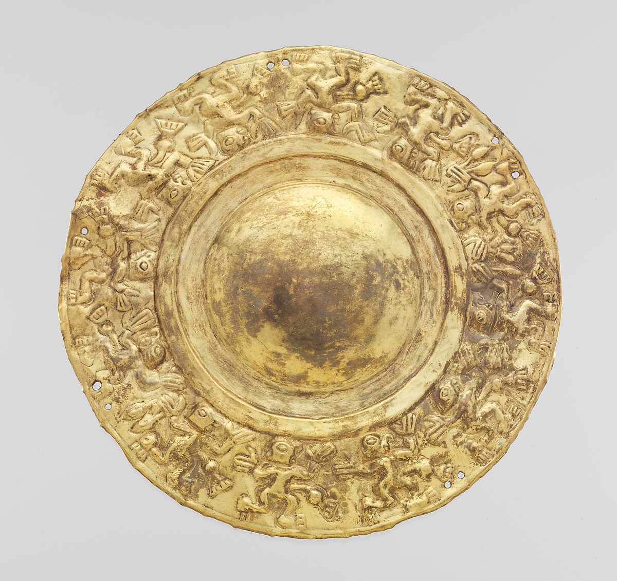 Ornamental disk, Chimú artist(s), Gold, Chimú 