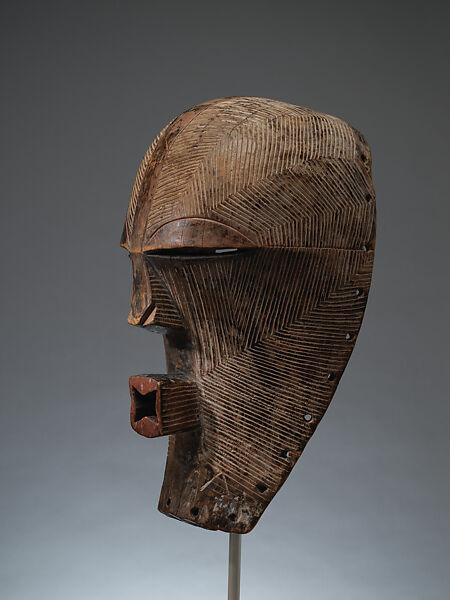 Kifwebe bakashi (female mask), Songye artist, Wood, pigment, Songye peoples