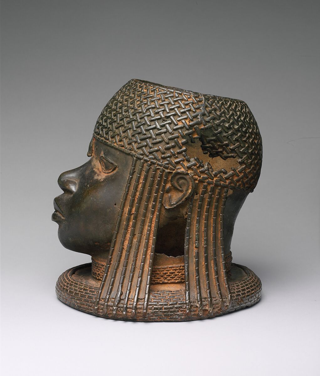 Ùhúnmwèlaò (head of an ọ́bà), Ìgùn Ẹ́rọ̀nwwọ̀n (brass-casting guild) artists, Brass, iron, Edo peoples