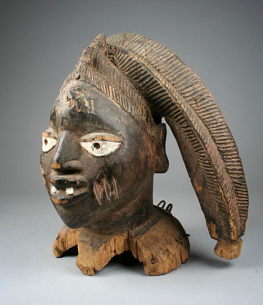 Headdress (Egungun), Wood, pigment iron nails, Yoruba peoples 