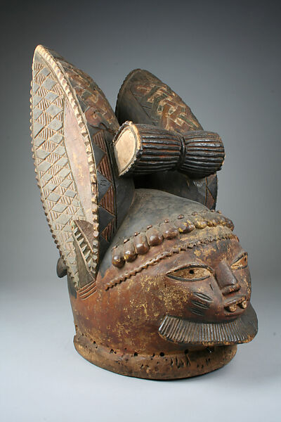 Headdress (Egungun), Wood, pigment, iron nails, Yoruba peoples 