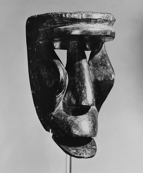 Face Mask (Kagle), Wood, metal, Dan peoples 
