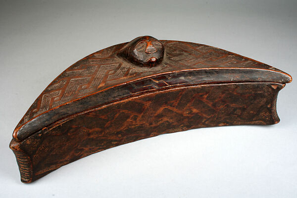 Lidded Box:Crescent, Wood, camwood (?) powder, Kuba peoples 