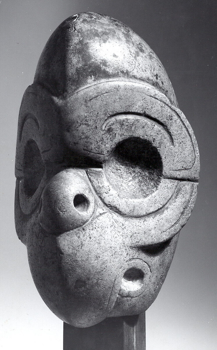 Bird Head Hacha, Limestone calcite, pigment, Veracruz