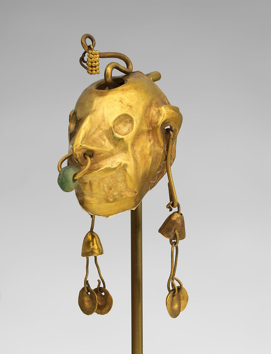 Head shaped ornament, Tolita-Tumaco artist(s), Gold, amazonite, Tolita-Tumaco