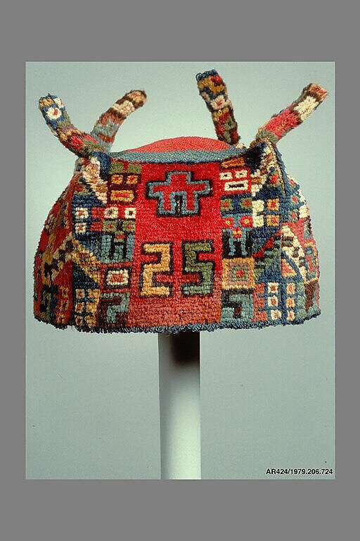 Four-Cornered Hat, Camelid hair, cotton, Wari