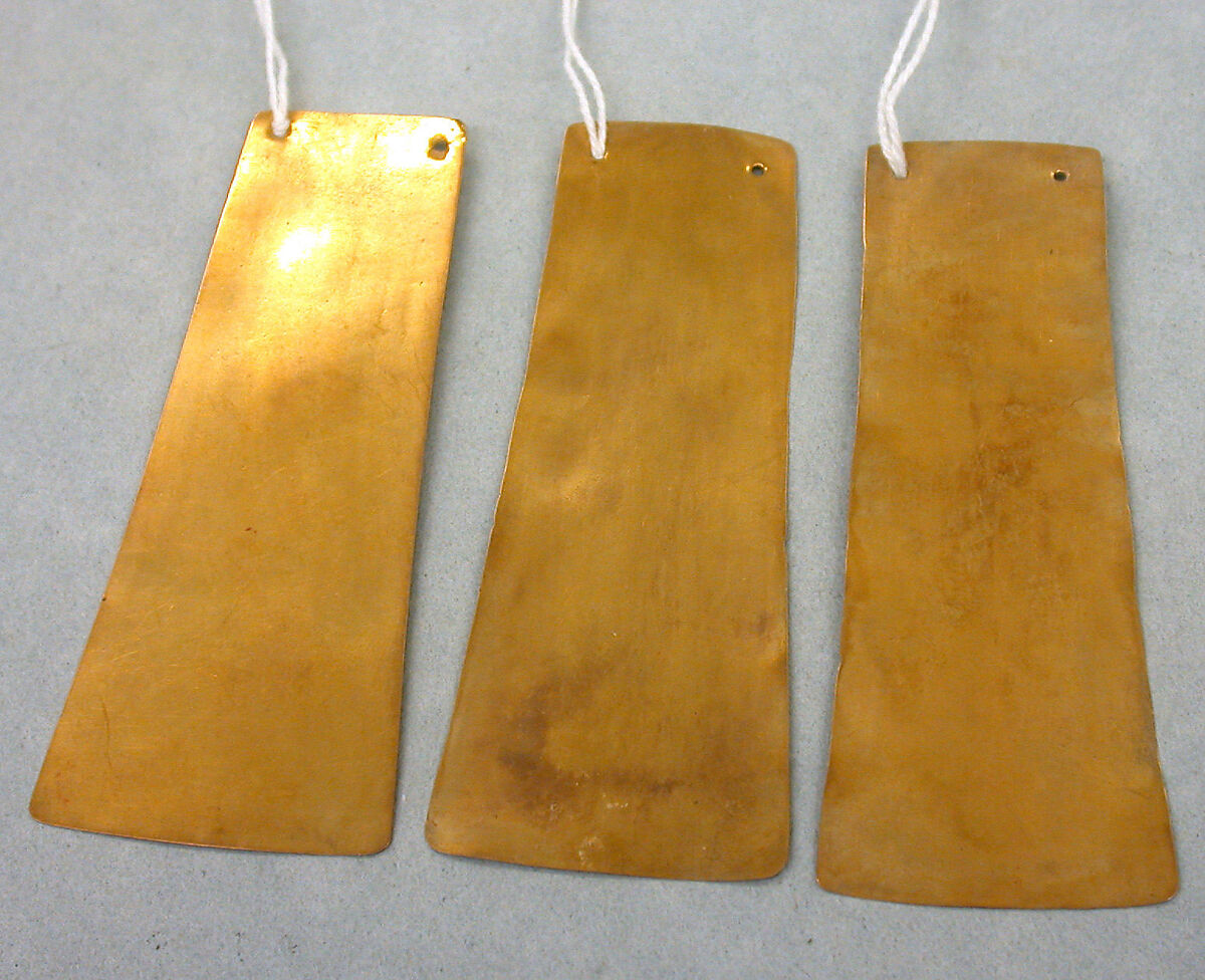 Tab Ornament, Gold, Salinar (?)