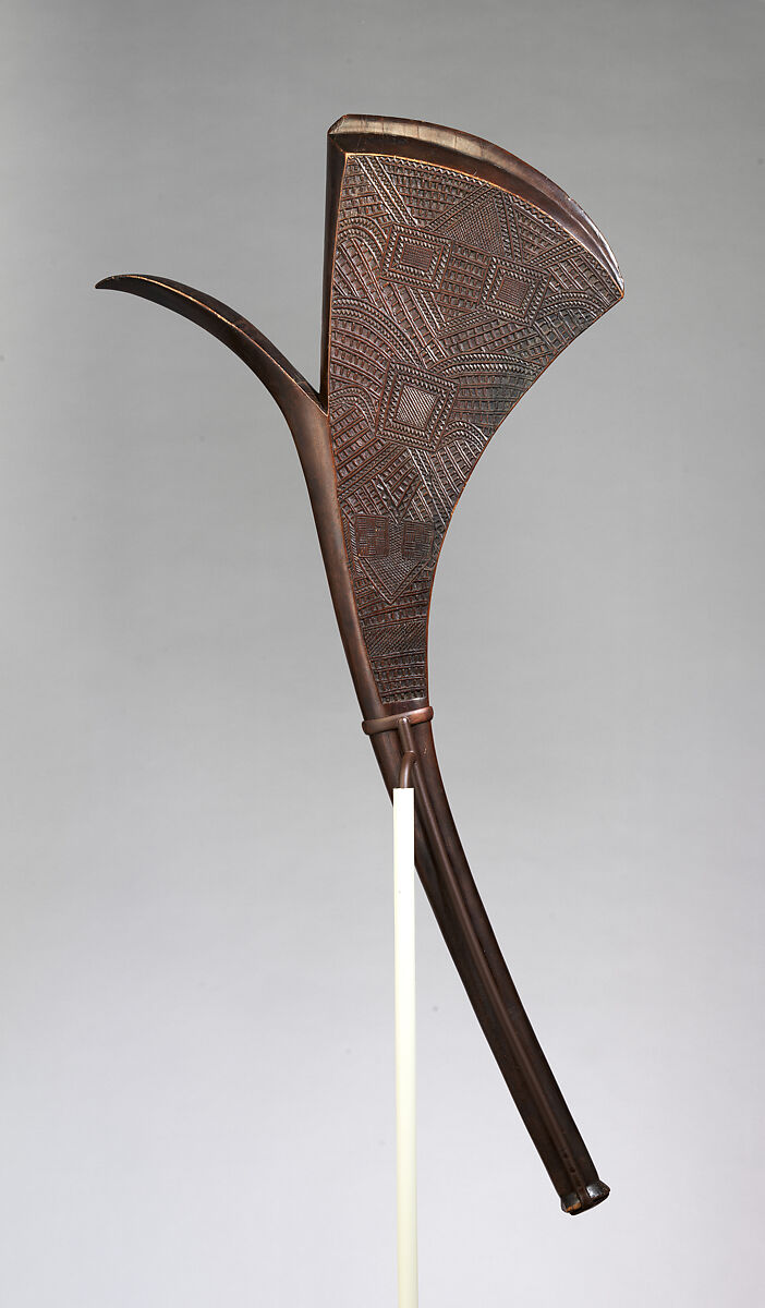 Cali (club), Fijian artist, Wood, Fijian