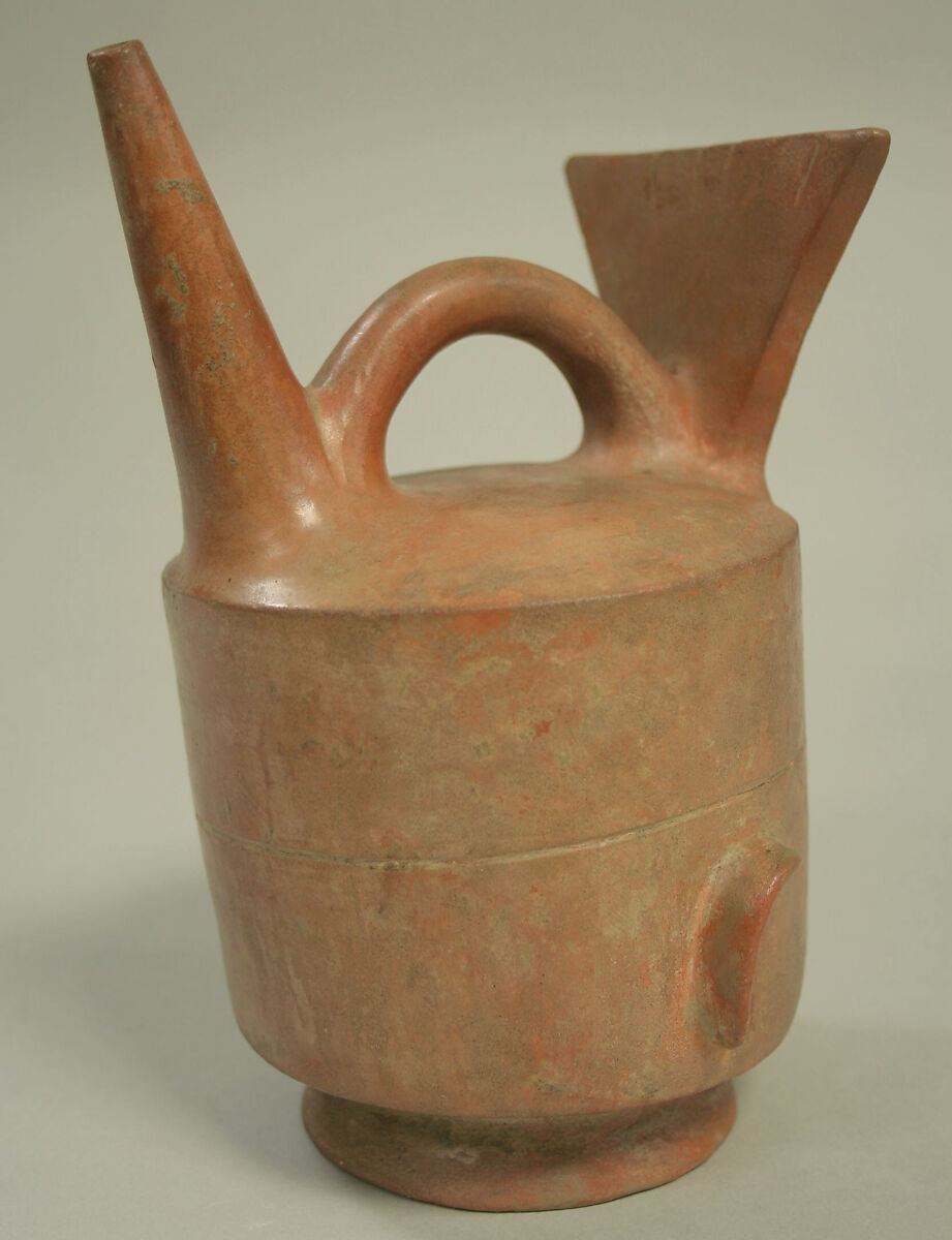 Bridge and Spout Face Bottle, Ceramic, pigment, North coast (?)