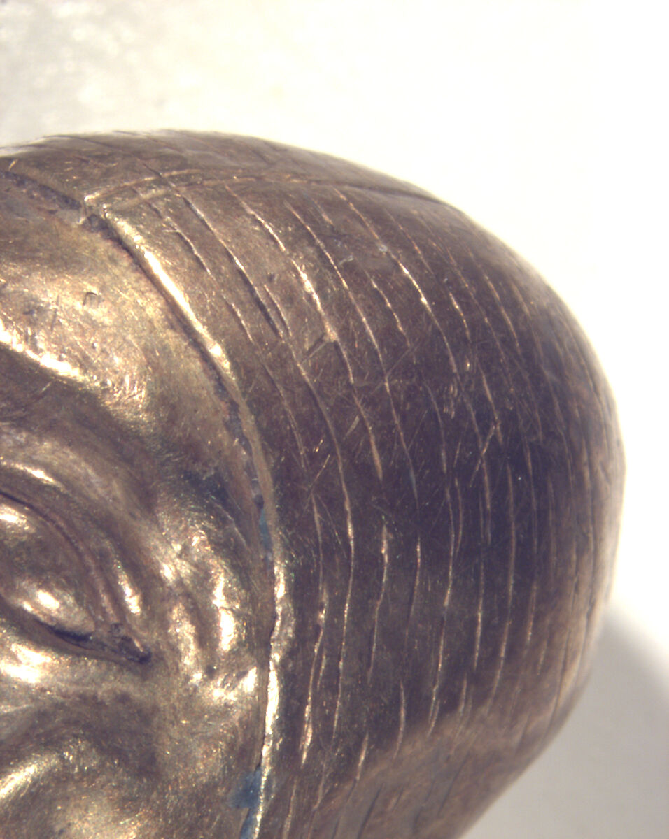 Female figurine, Gold, Inca