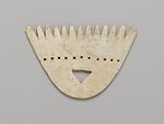 Shell Plaque (Barava), Tridacna shell, Solomon Islander
