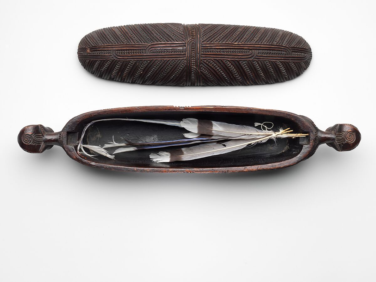 Treasure Box (Wakahuia), Wood, shell, feathers, fiber, Maori people