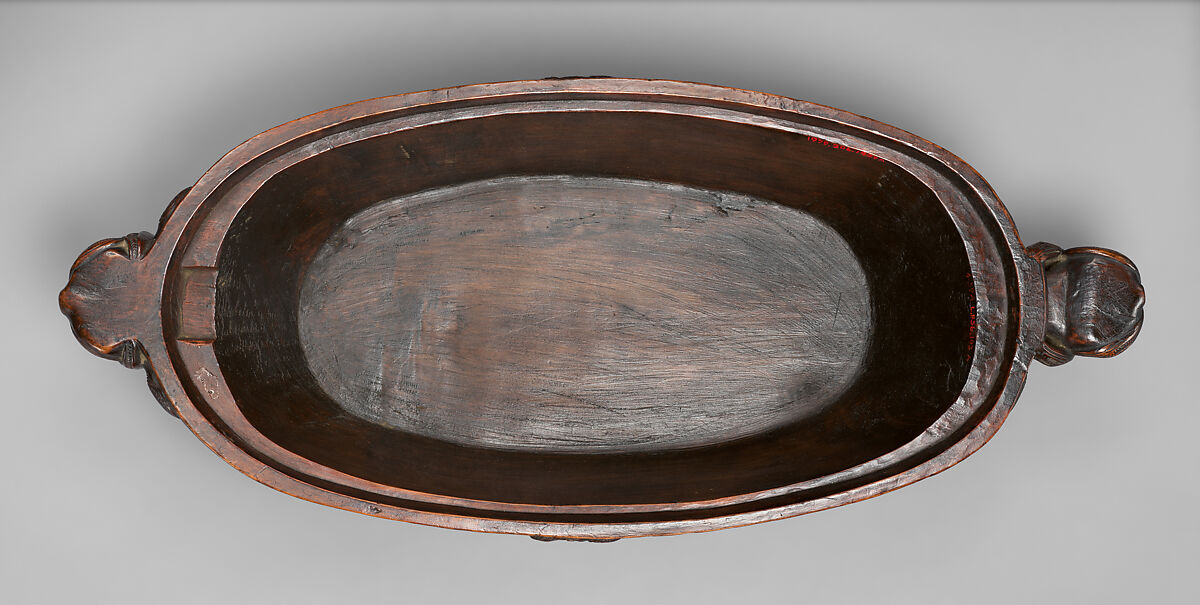 Waka huia (treasure box), Māori artist, Wood, shell (pāua), Maori people