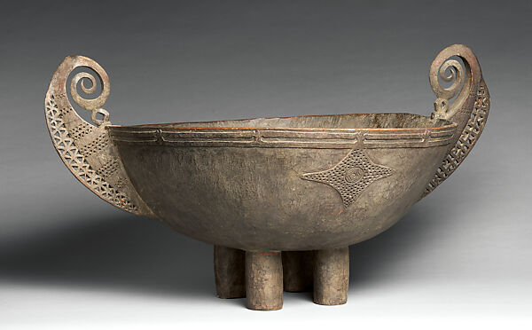 Feast Bowl (Kelemui [?]), Wood, Matankol