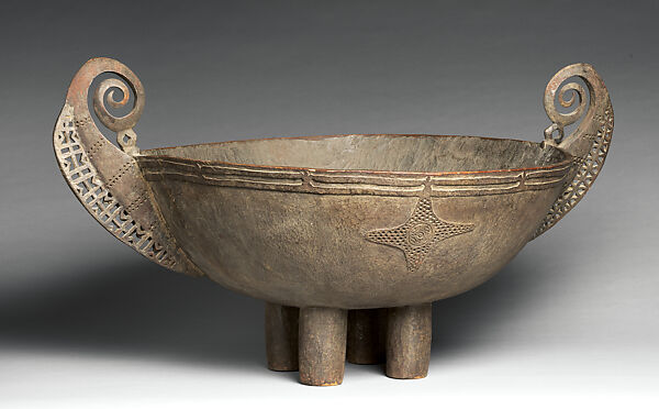 Feast Bowl (Kelemui [?]), Wood, Matankol