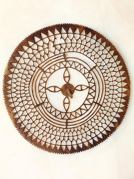 Pendant or Head Ornament (Kapkap), Tridacna shell, turtle shell, fiber, New Ireland