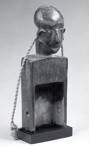 Heddle Pulley: Figure, Wood, string, pigment, Ghanaian 